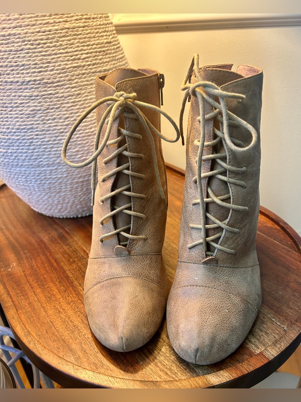 Zula Collection Lace-up Block Heeled Ankle Boots Booties w/ zippers | Size 9